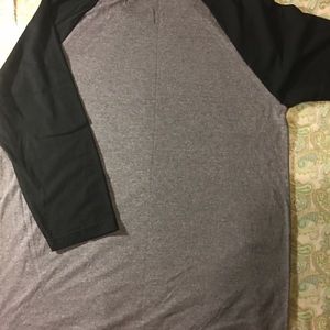 Vans Shirts - MENS MED VANS SHIRT ALMOST NEW Vans Shirts - MENS MED VANS SHIRT ALMOST NEW